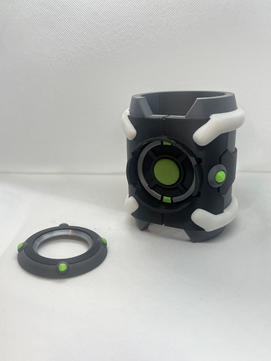 BEN 10 og smart watch omnitrix